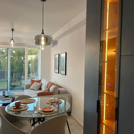 Apartment Yves Front *