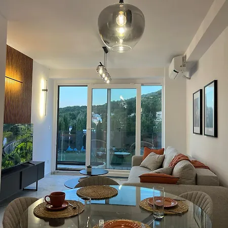 Yves Front Apartment